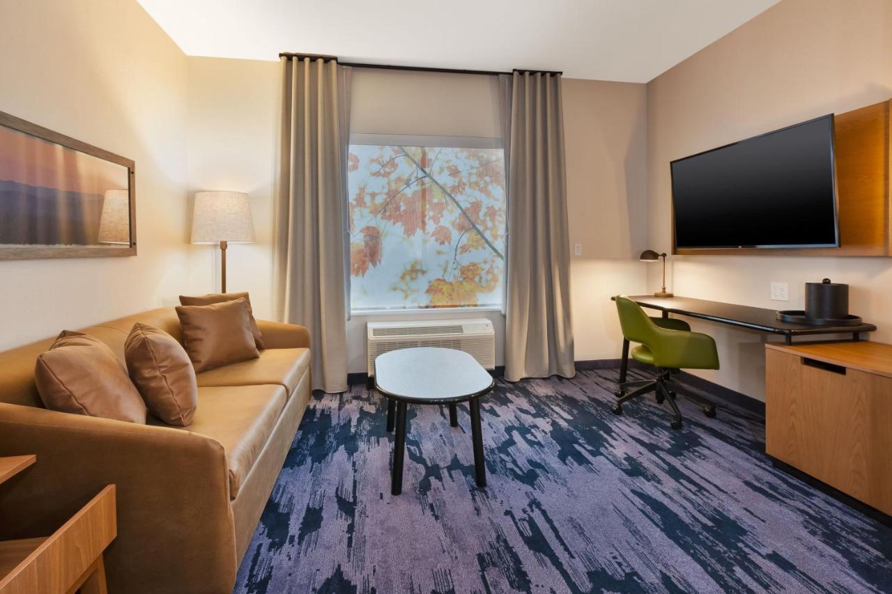Fairfield By Marriott Inn & Suites Grand Rapids North Walker Exteriör bild