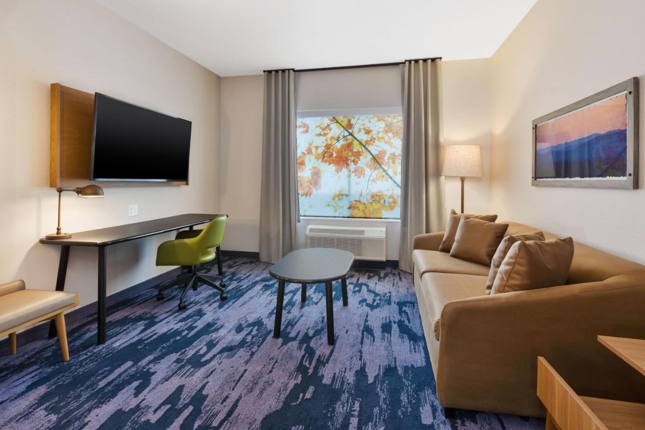 Fairfield By Marriott Inn & Suites Grand Rapids North Walker Exteriör bild