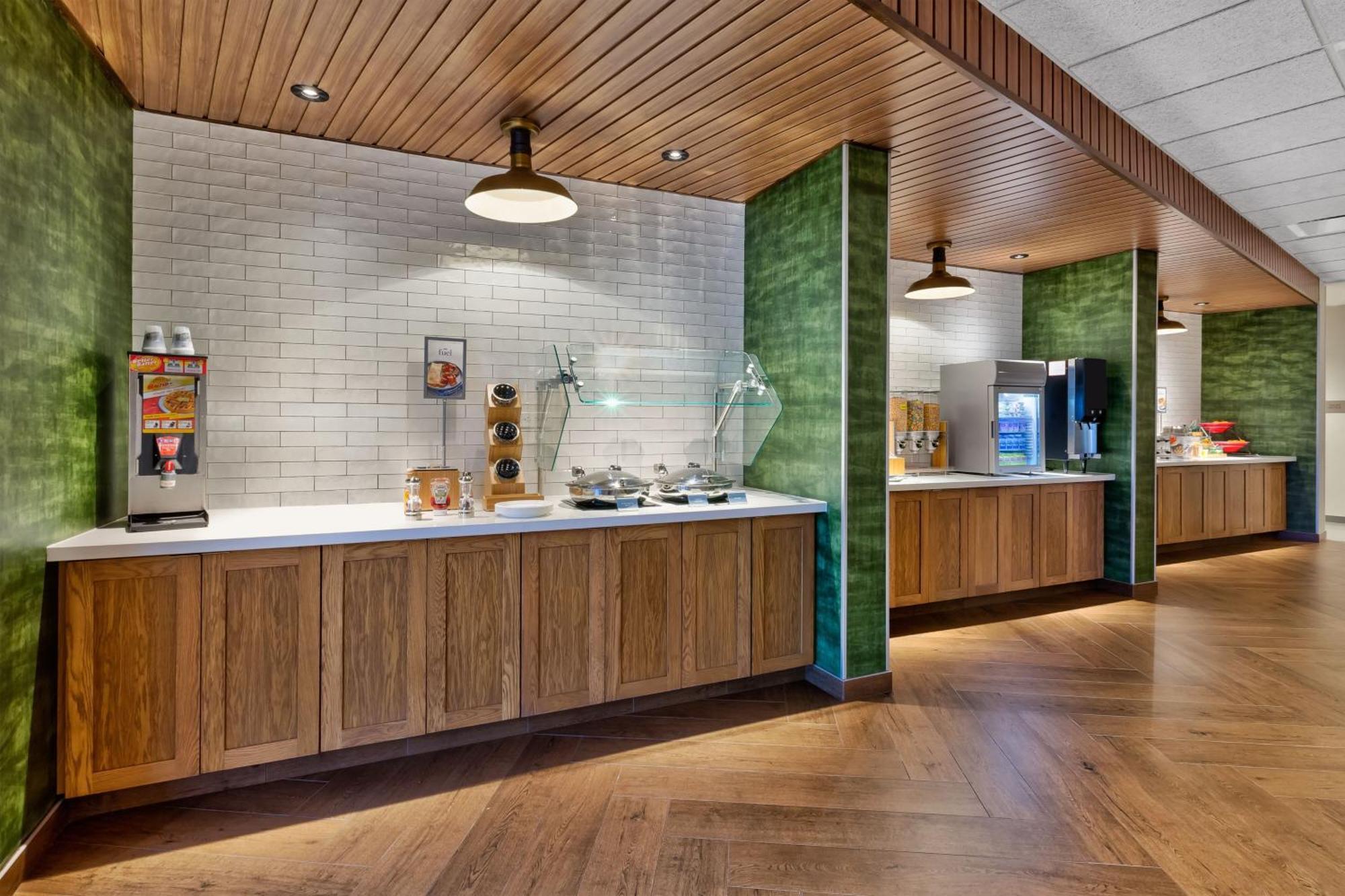 Fairfield By Marriott Inn & Suites Grand Rapids North Walker Exteriör bild